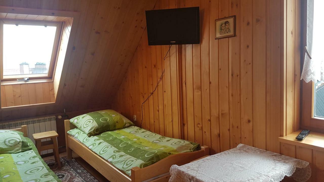 קלוצ'קובצה Pokoje Goscinne U Czeska מראה חיצוני תמונה
